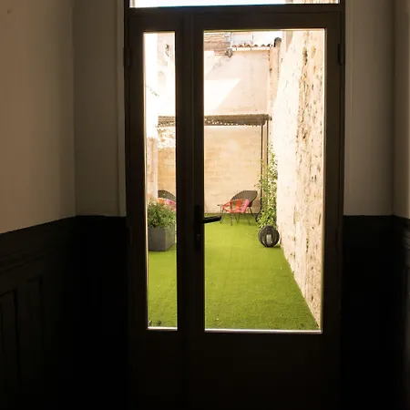 Les Du 17 3* Aigues-Mortes