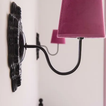 Les Du 17 3* Aigues-Mortes